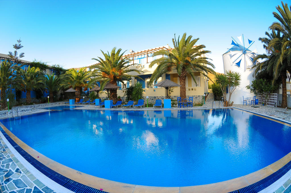 Efstathia Hotel Xirokambos  Exterior photo